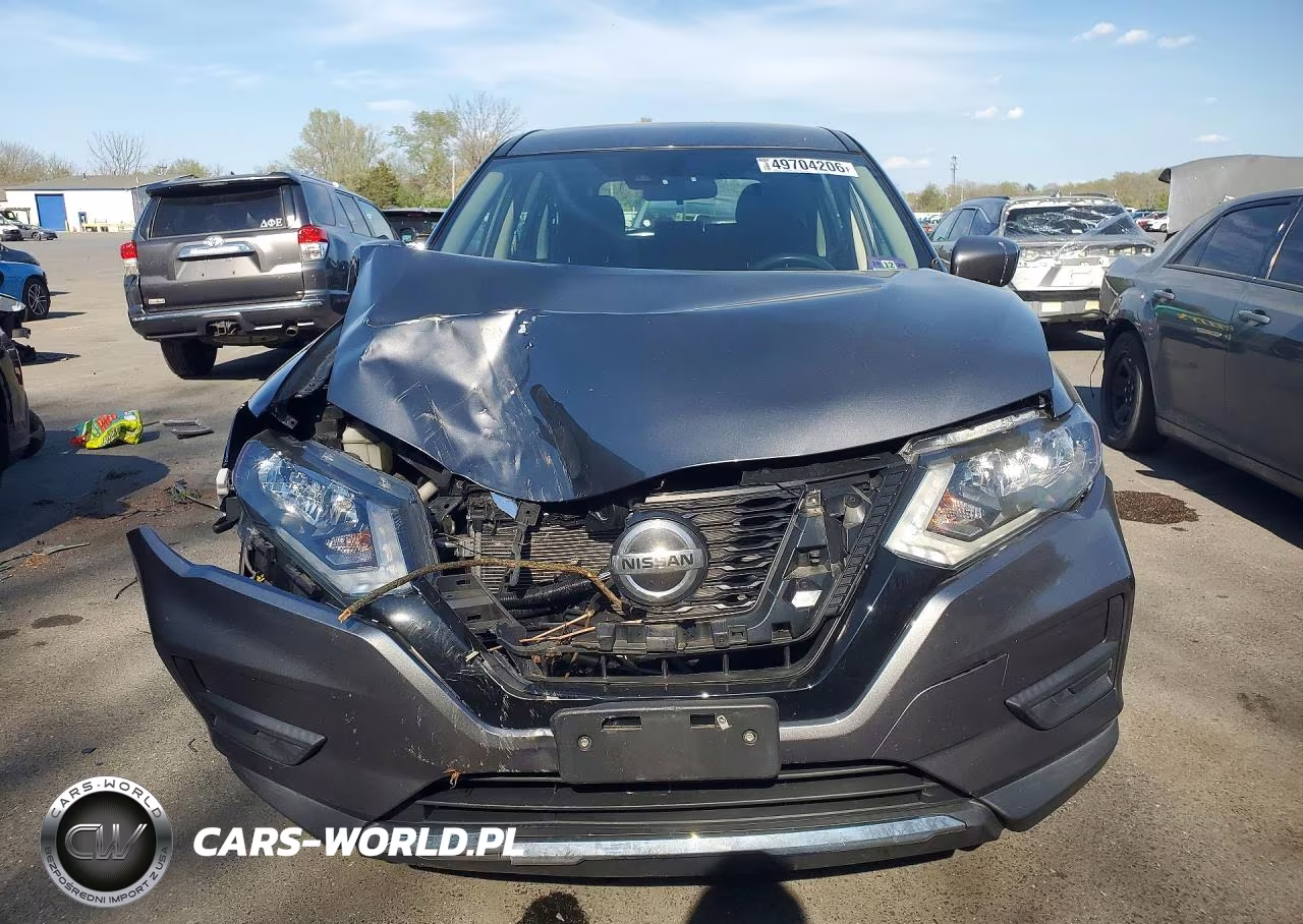 2019 Nissan Rogue S VIN:5N1AT2MV7KC826967 - 5