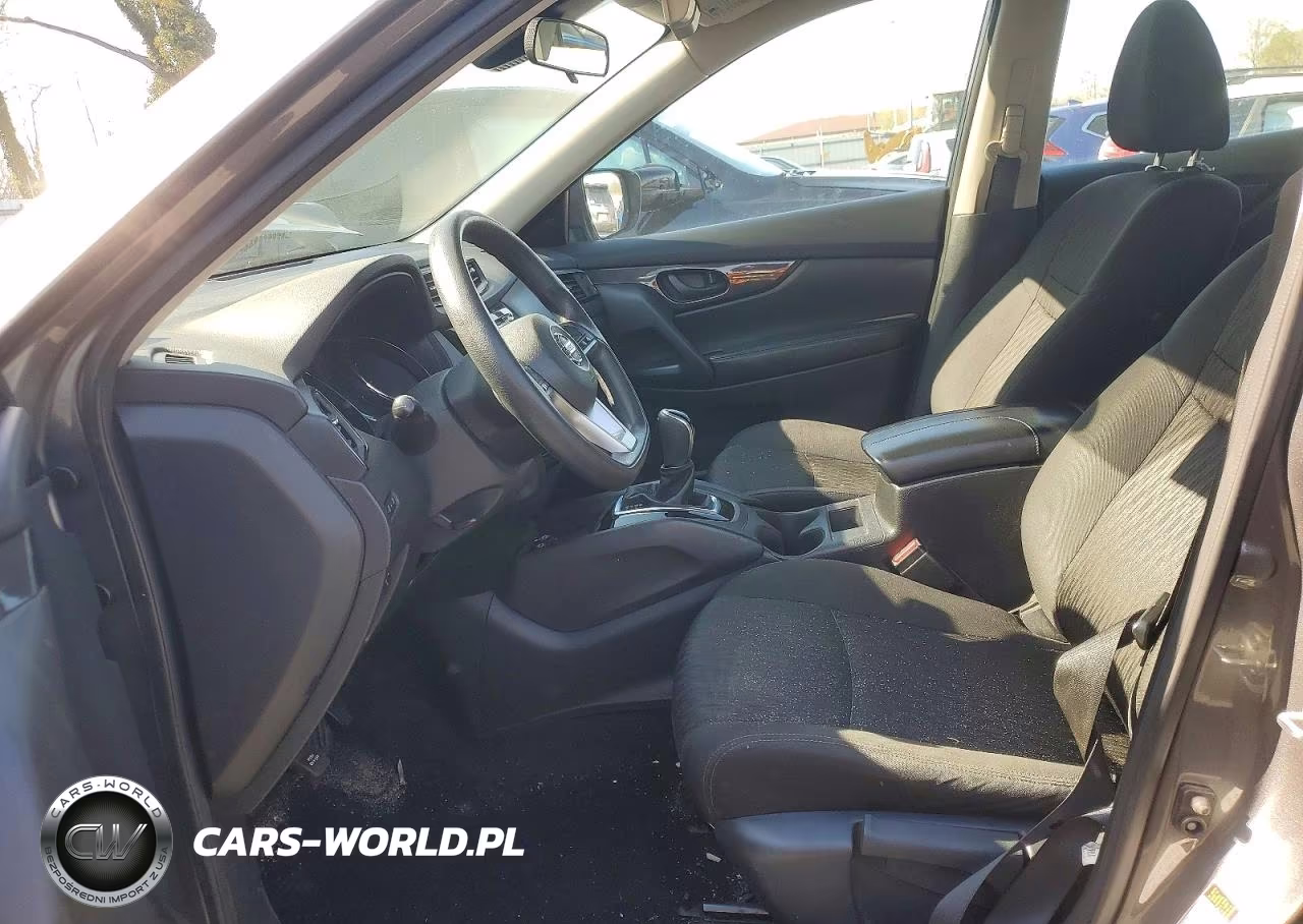 2019 Nissan Rogue S VIN:5N1AT2MV7KC826967 - 7