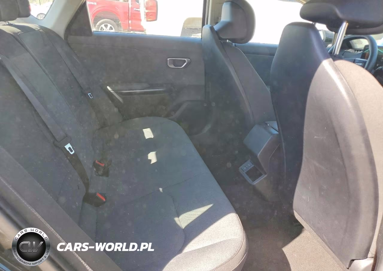 2025 Kia K4 Lxs VIN:3KPFT4DEXSE170407 - 10