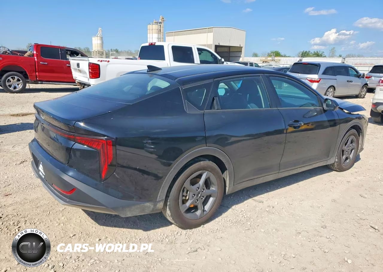 2025 Kia K4 Lxs VIN:3KPFT4DEXSE170407 - 3