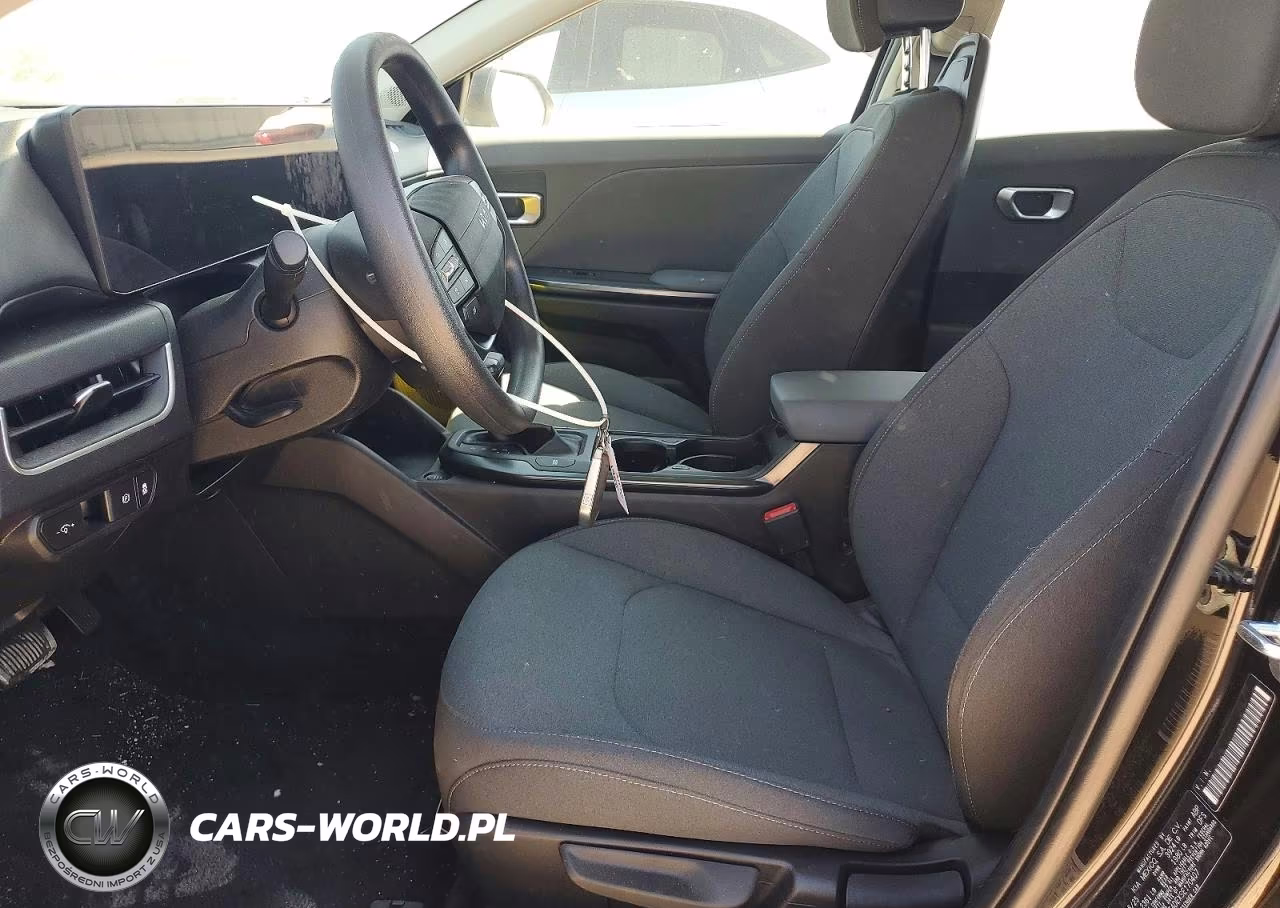 2025 Kia K4 Lxs VIN:3KPFT4DEXSE170407 - 7