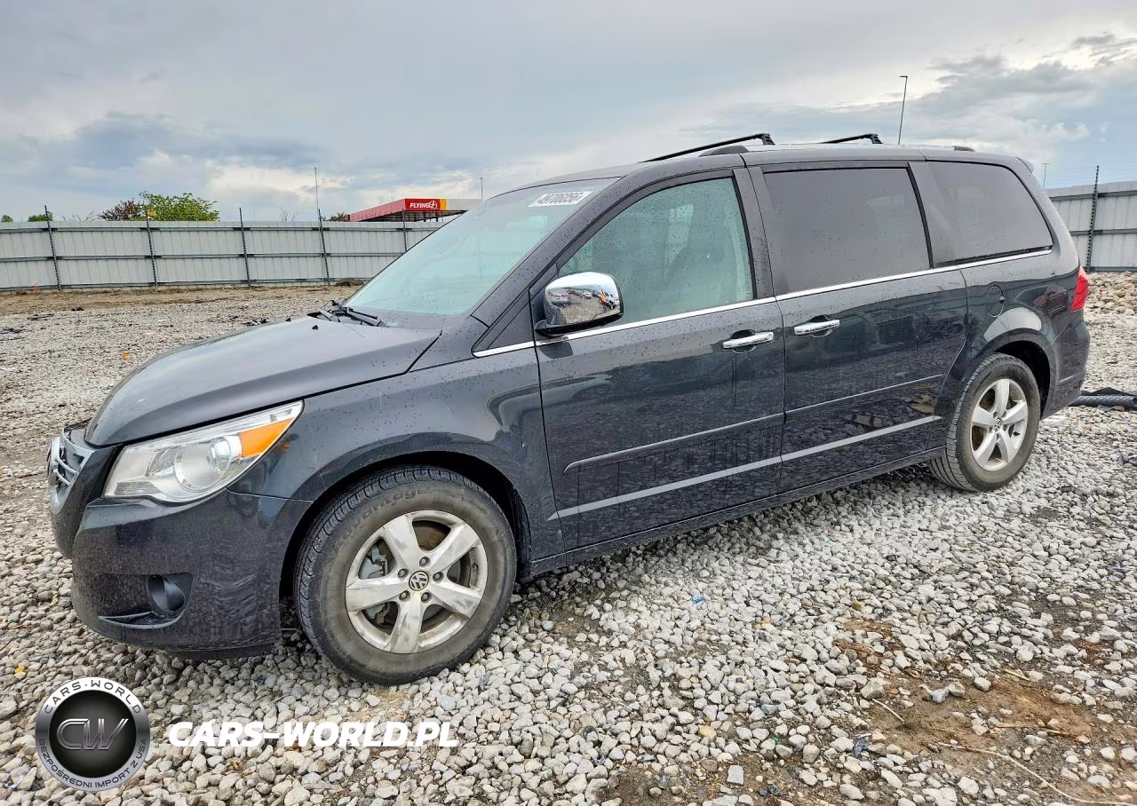 2012 Volkswagen Routan Sel Premium
