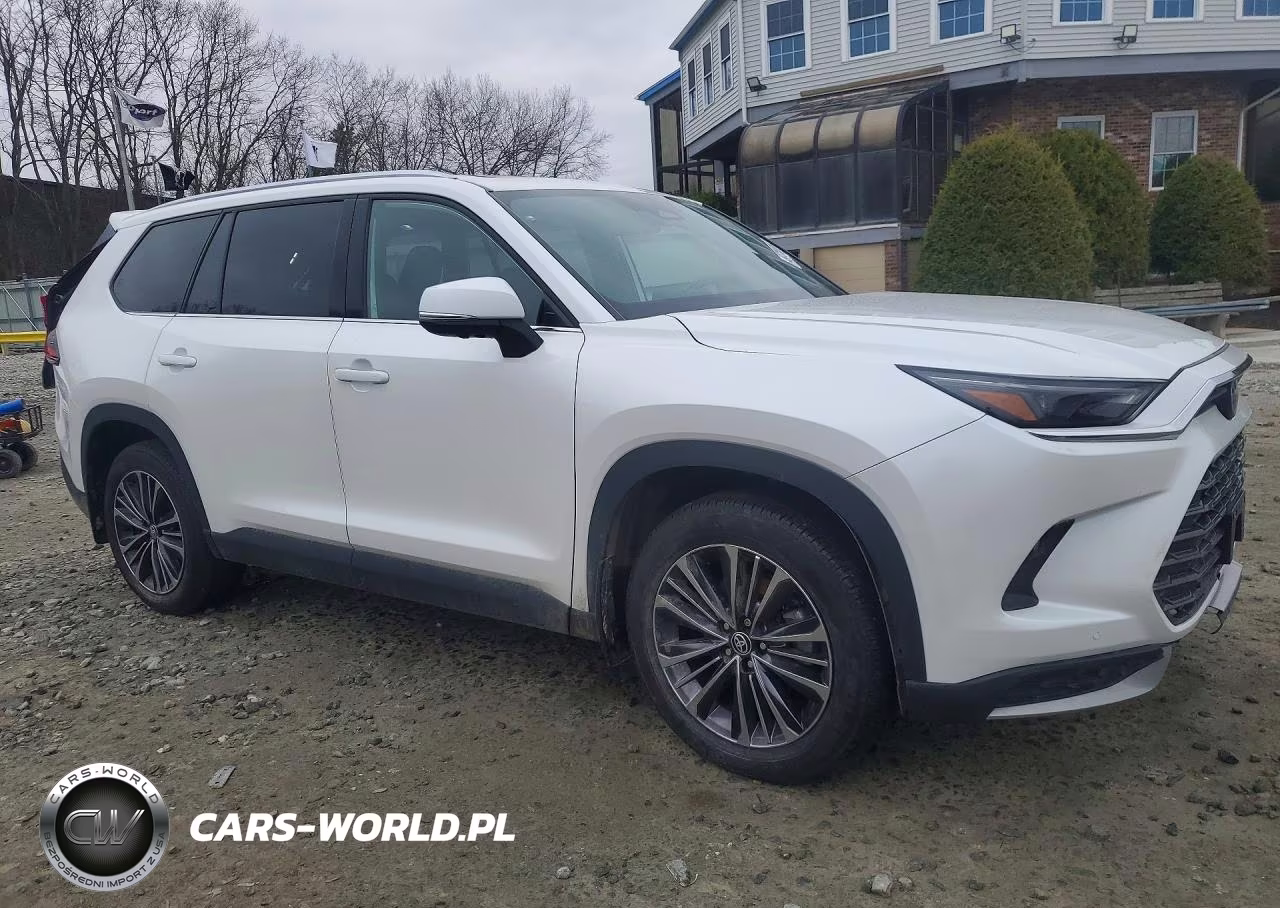 2024 Toyota Grand Highlander Hybrid Max Platinum VIN:5TDADAB53RS003721 - 4