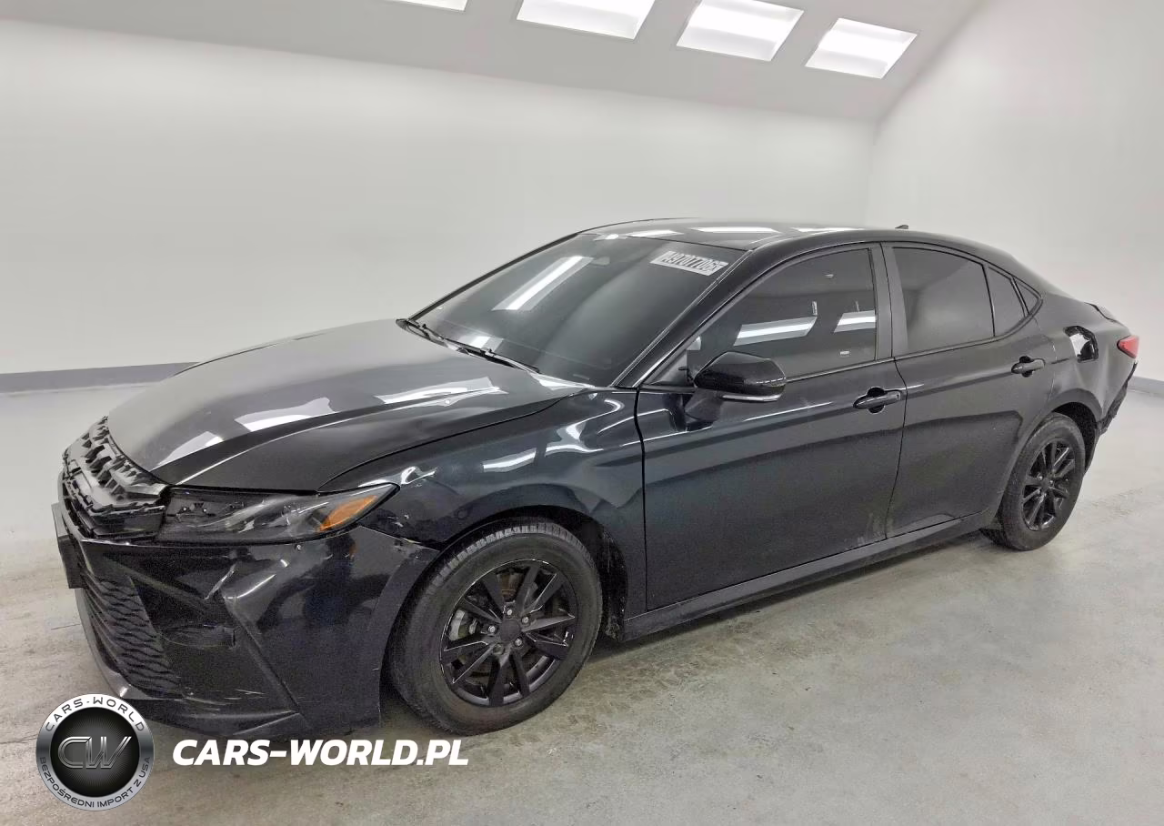 2025 Toyota Camry Le – zdjęcie 1 z 13