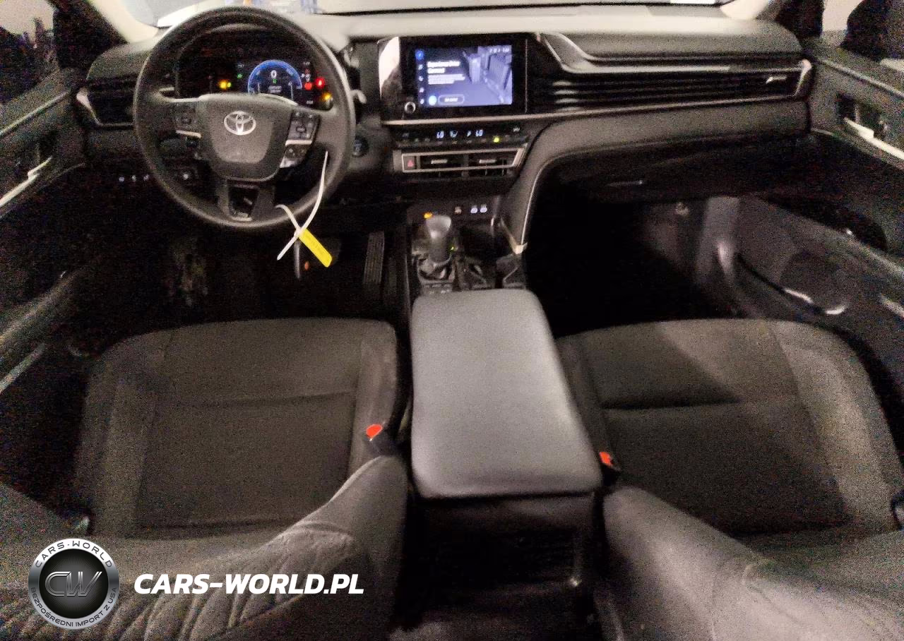 2025 Toyota Camry Le VIN:4T1DAACK4SU553985 - 8