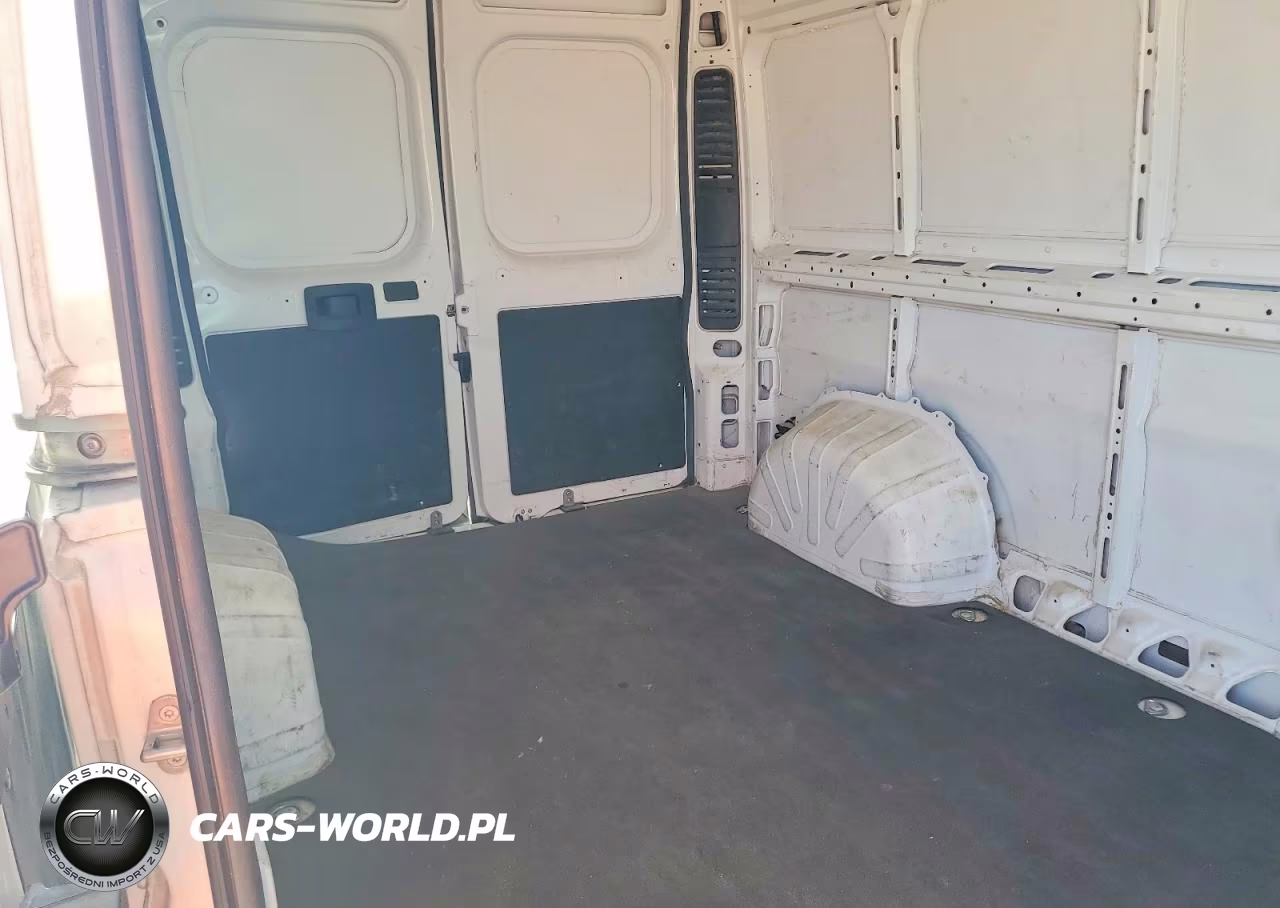 2025 Ram Promaster 2500 Delivery Van VIN:3C6LRVDG3SE515535 - 10