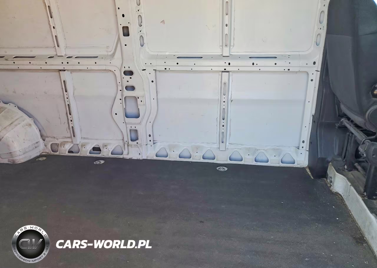 2025 Ram Promaster 2500 Delivery Van VIN:3C6LRVDG3SE515535 - 11