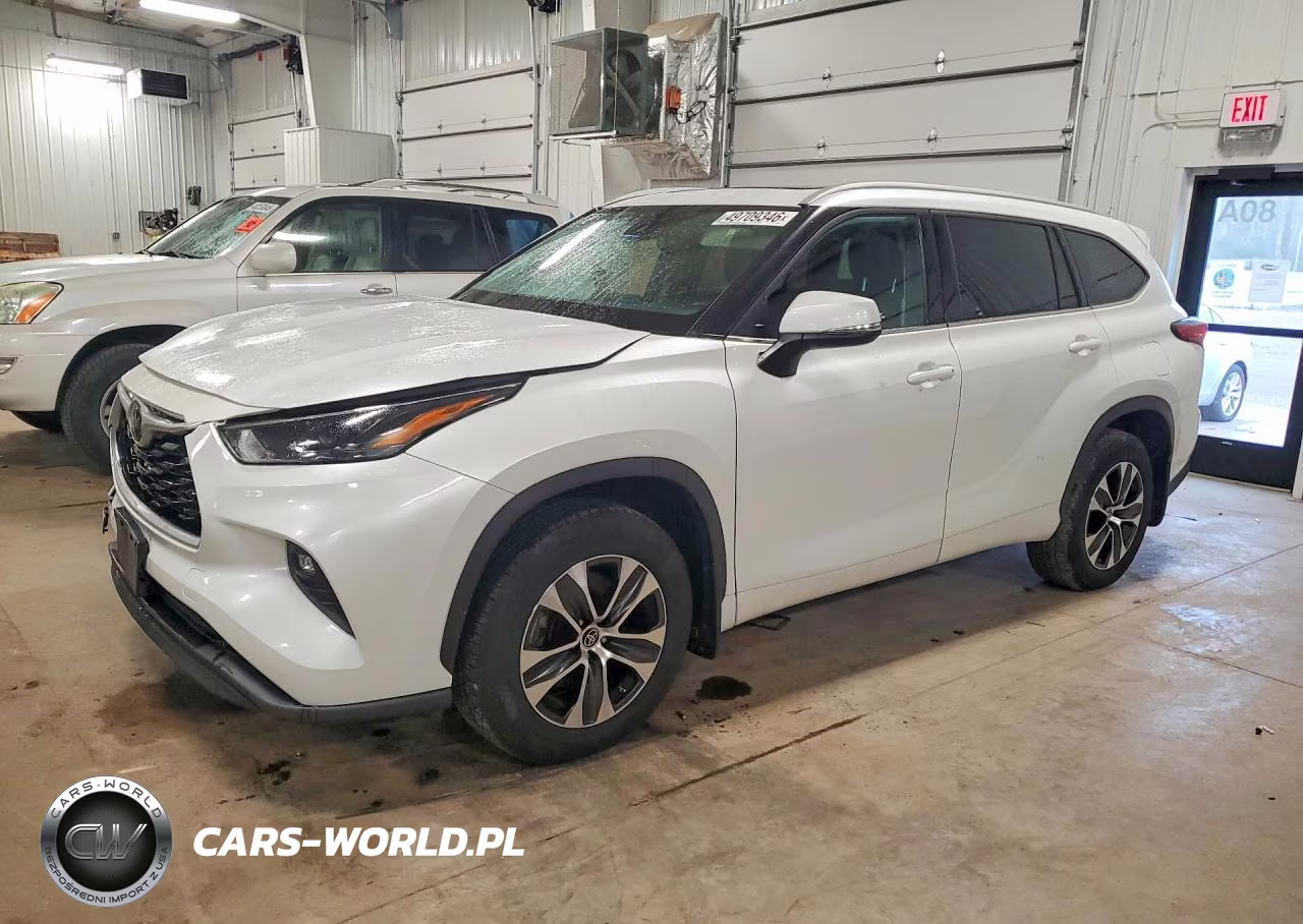 2022 Toyota Highlander Xle