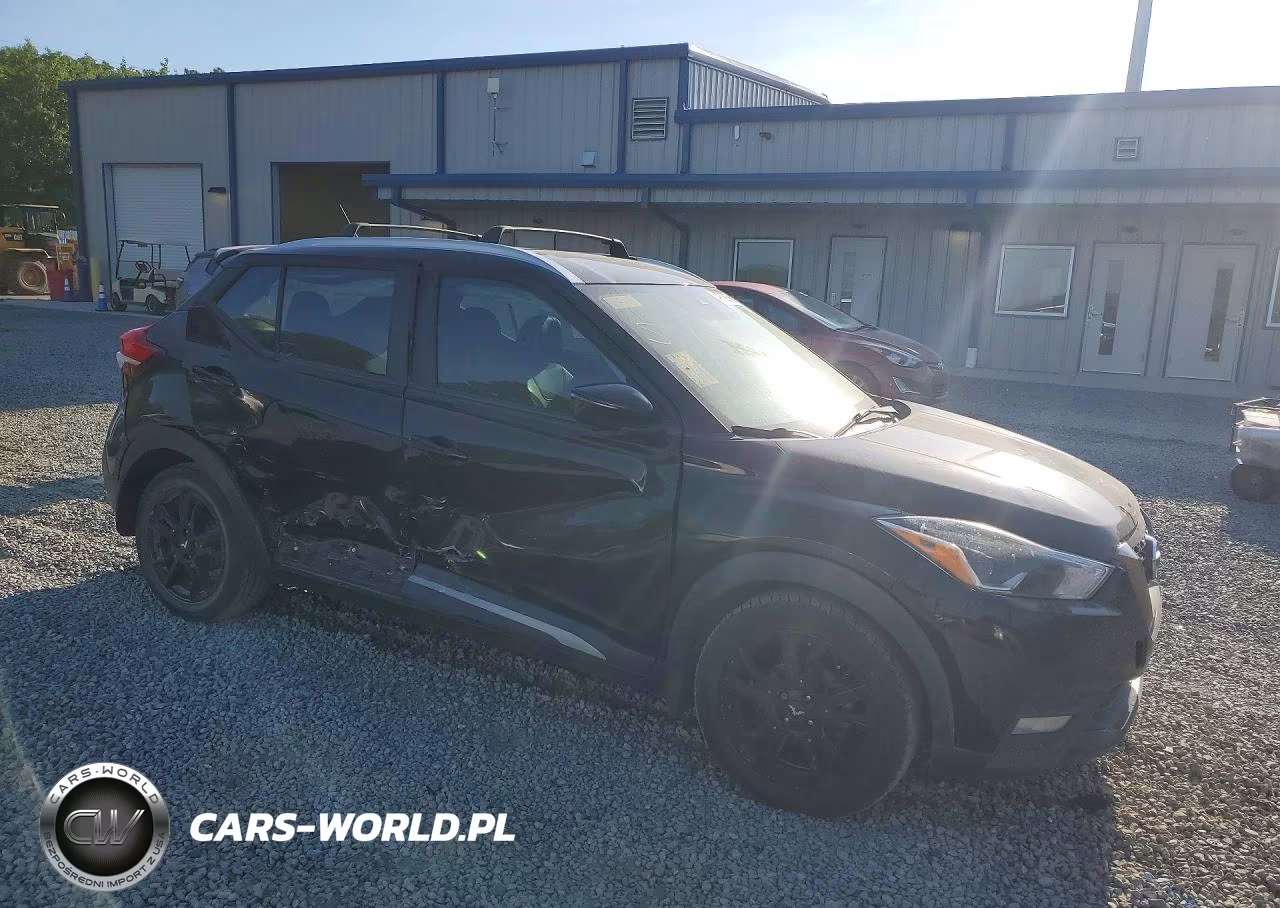 2020 Nissan Kicks Sr VIN:3N1CP5DV9LL540856 - 4