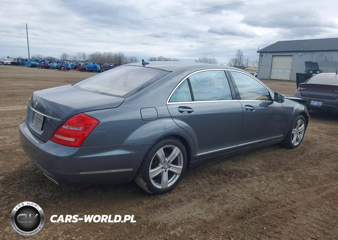 2011 Mercedes-Benz S 550 VIN:WDDNG7BB9BA368186 - 3