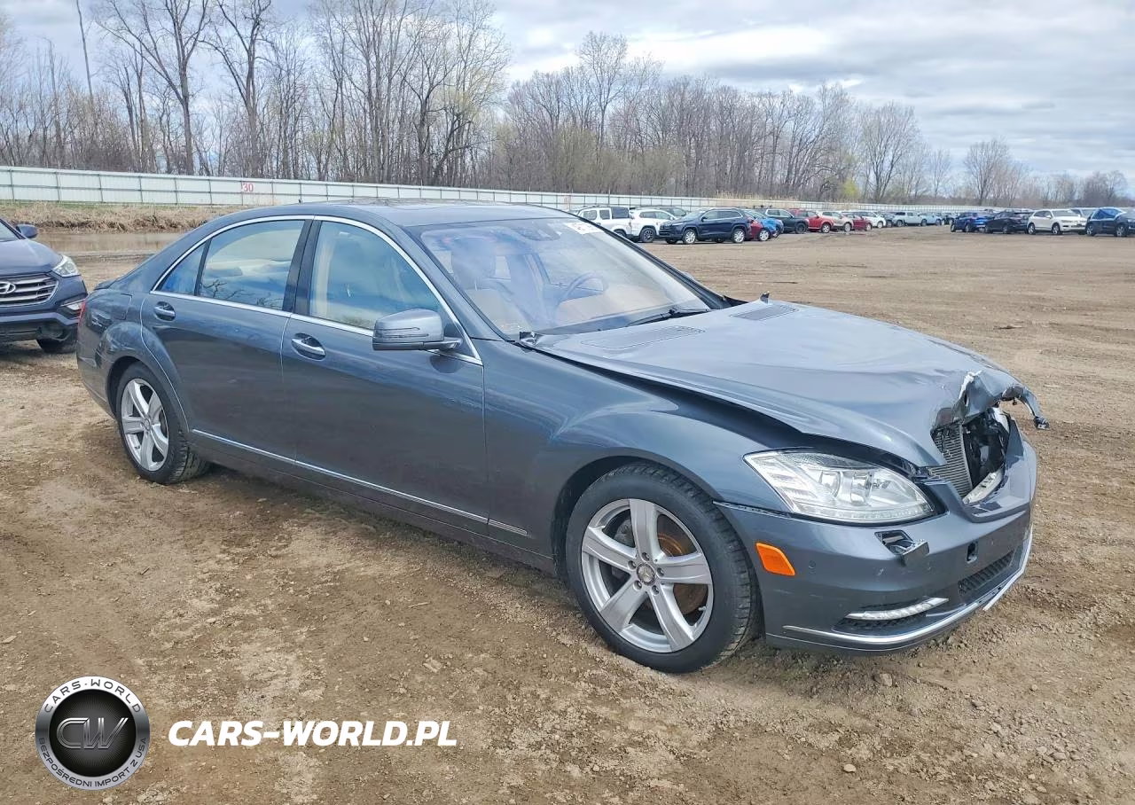 2011 Mercedes-Benz S 550 VIN:WDDNG7BB9BA368186 - 4