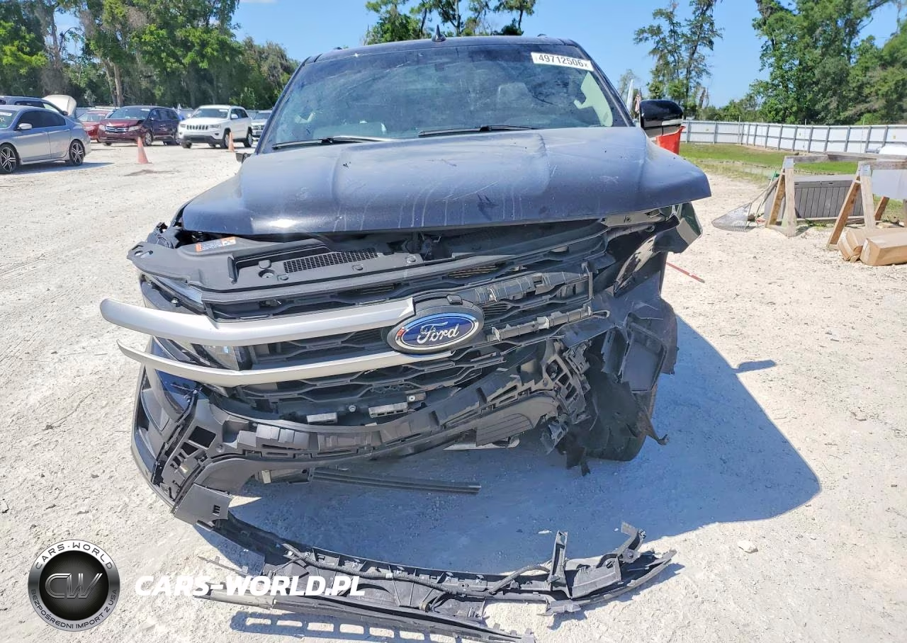 2024 Ford Expedition Xlt VIN:1FMJU1H88REB16129 - 5