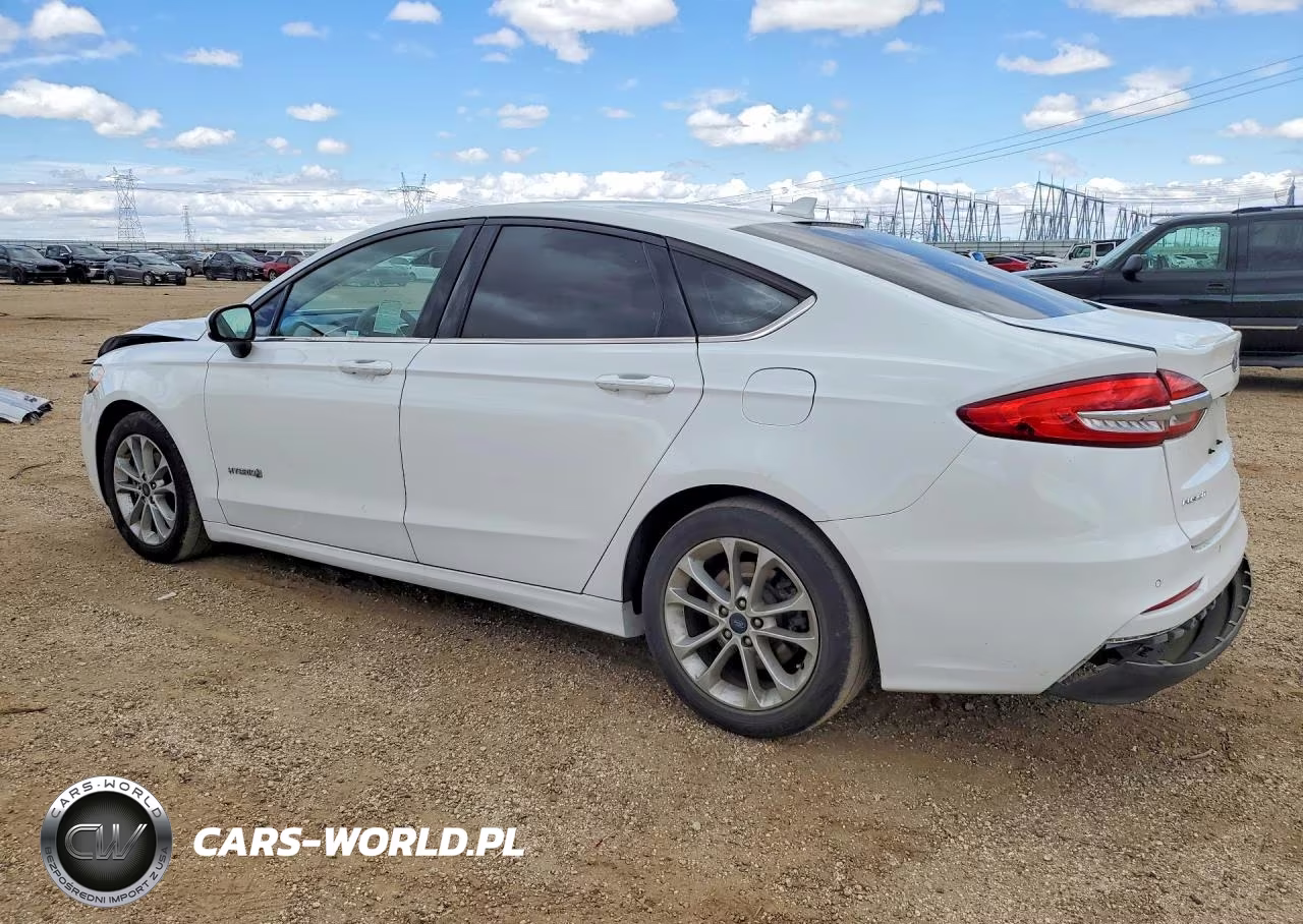 2019 Ford Fusion Se VIN:3FA6P0LU2KR114935 - 2