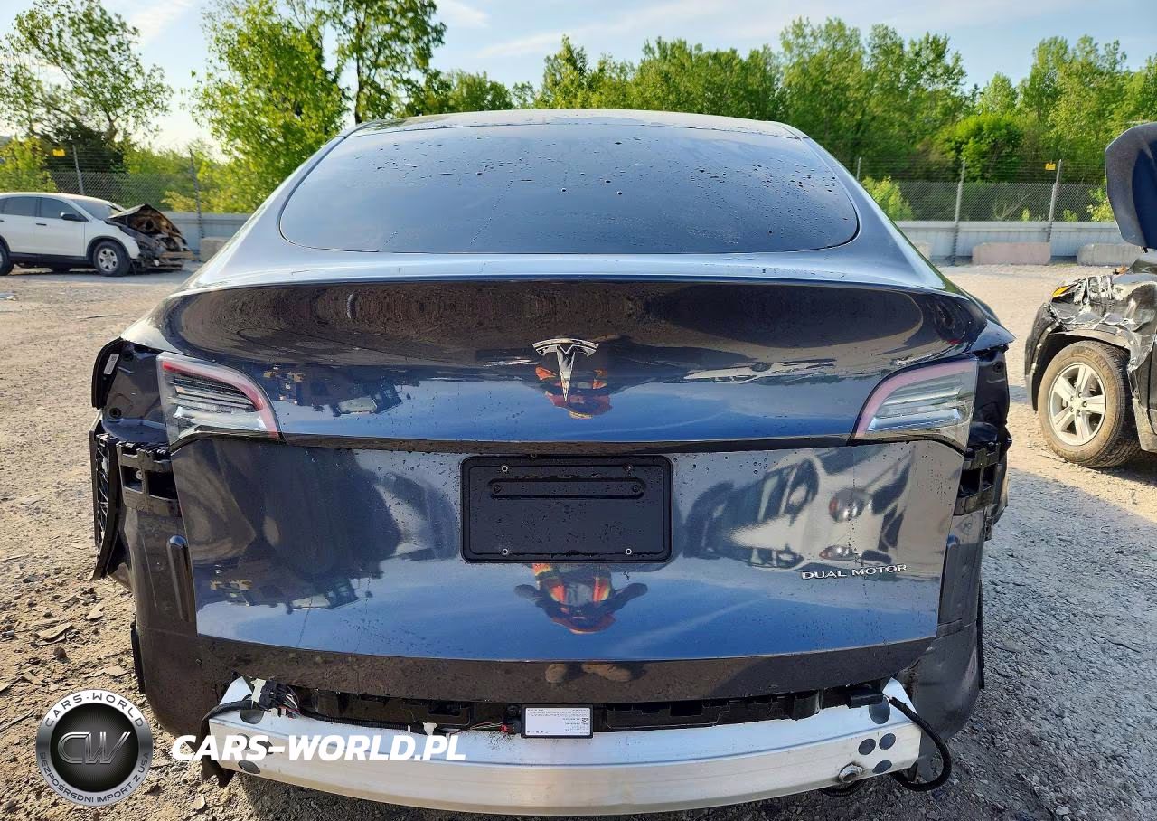 2020 Tesla Model Y VIN:5YJYGDEE3LF012627 - 6