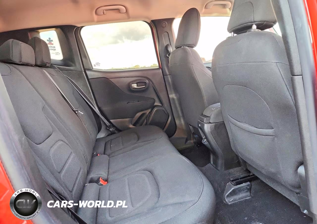 2020 Jeep Renegade Latitude VIN:ZACNJBBB9LPL06980 - 11