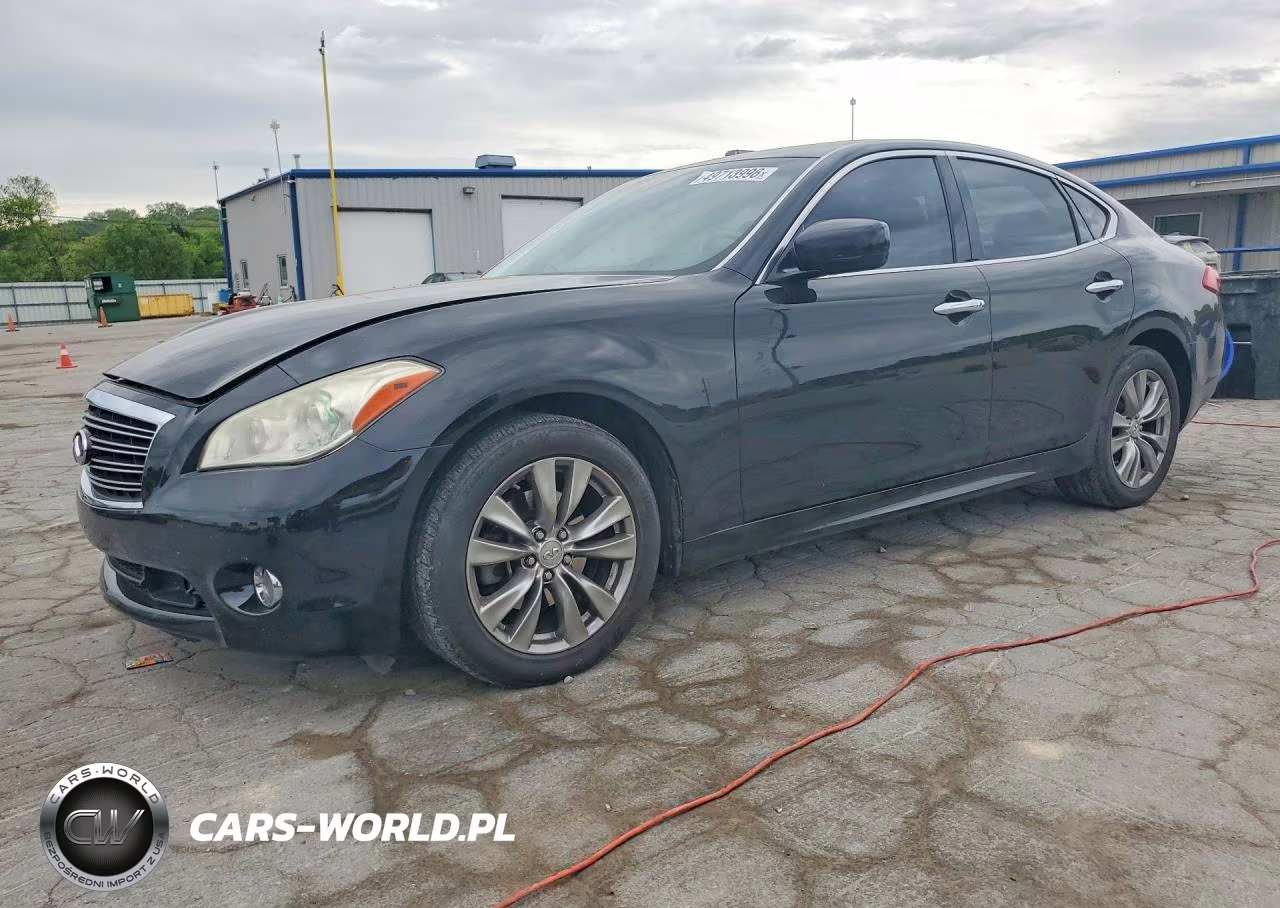 2011 Infiniti M56 Base