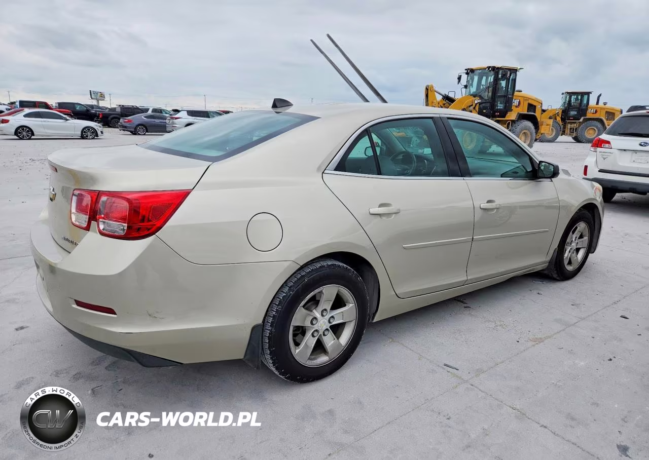 2014 Chevrolet Malibu Ls VIN:1G11B5SL6EF108008 - 3