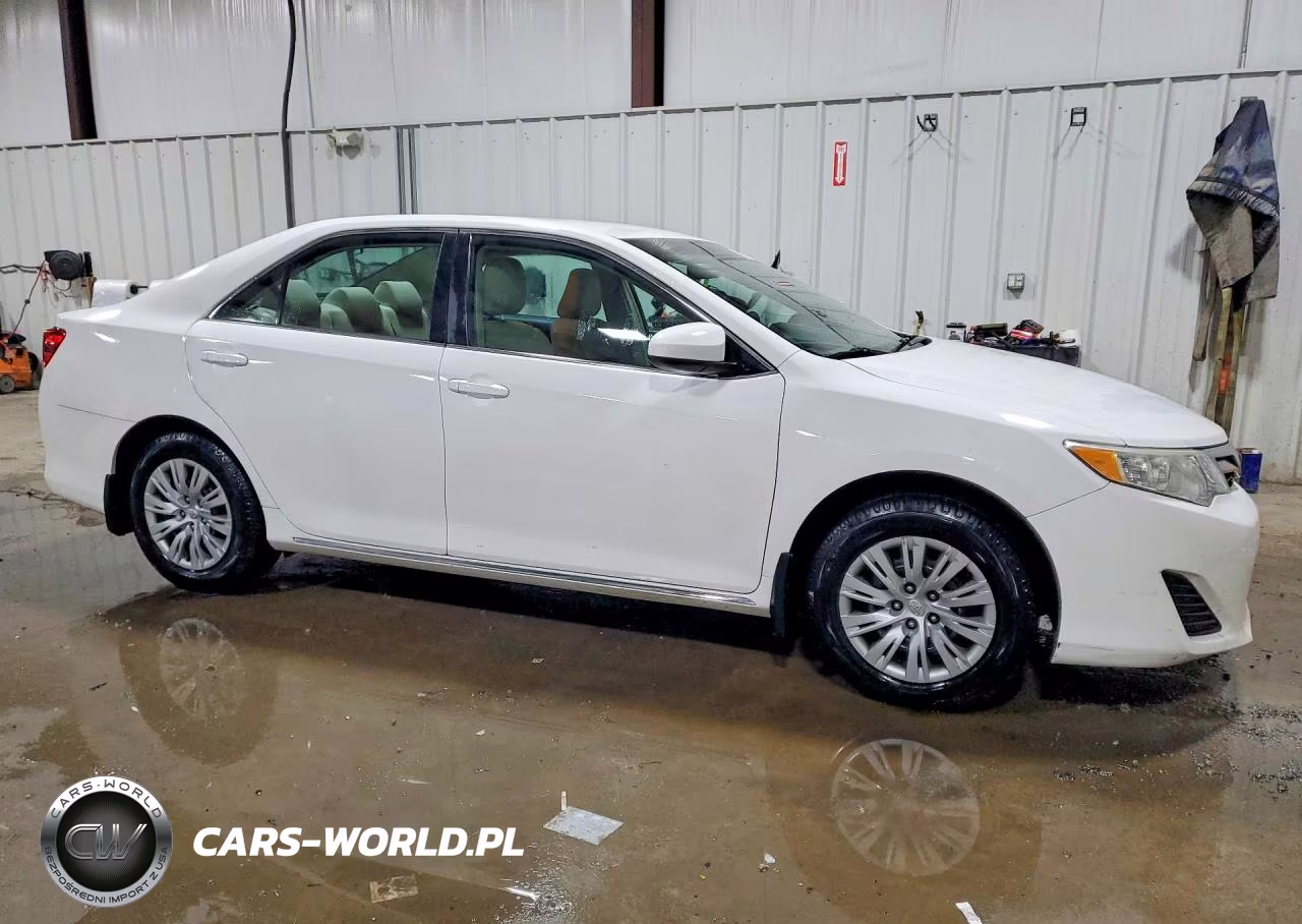 2012 Toyota Camry Le VIN:4T4BF1FK2CR249047 - 4