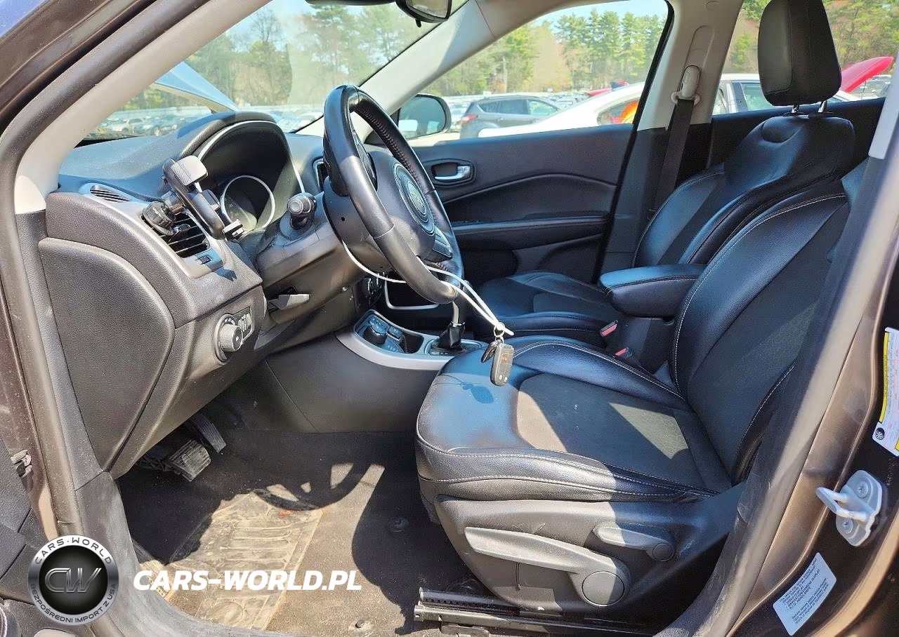 2017 Jeep Compass Latitude VIN:3C4NJDBB1HT674570 - 7
