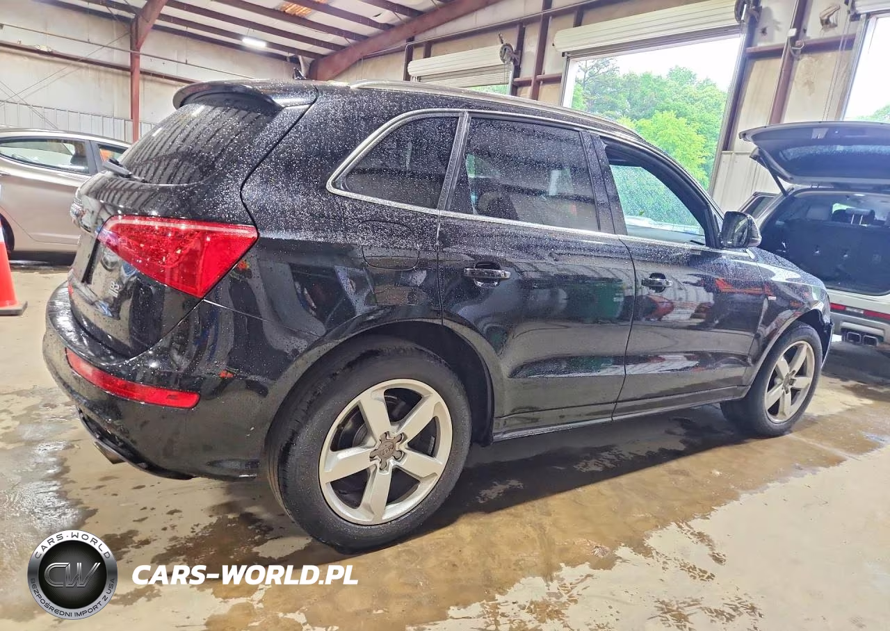 2012 Audi Q5 Prestige VIN:WA1WKAFP7CA019734 - 3