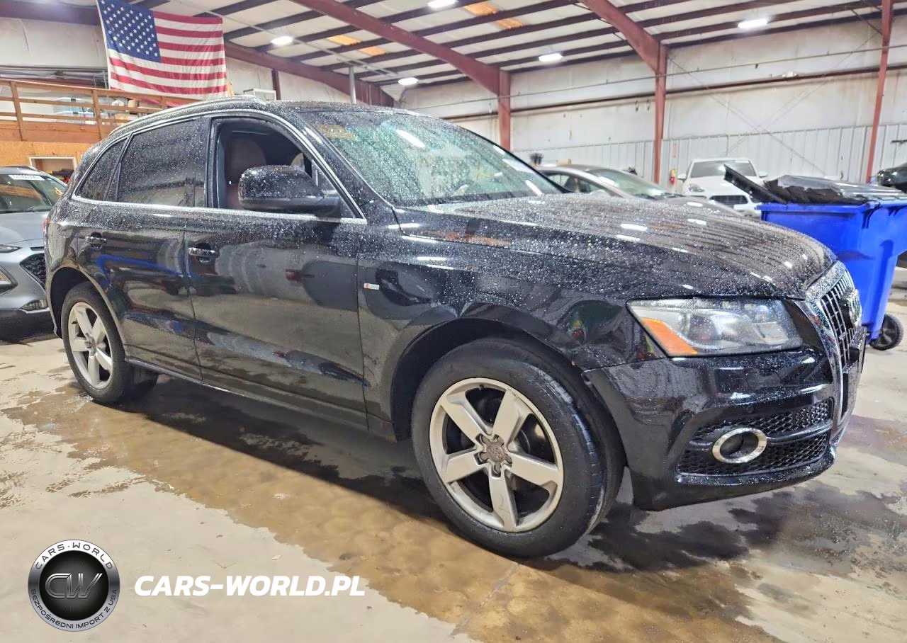 2012 Audi Q5 Prestige VIN:WA1WKAFP7CA019734 - 4