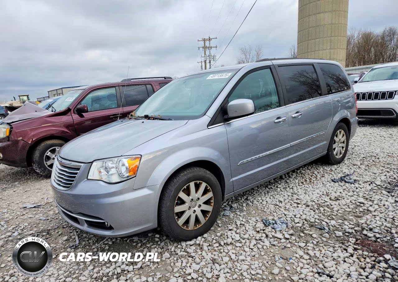 2015 Chrysler Town & Country Touring
