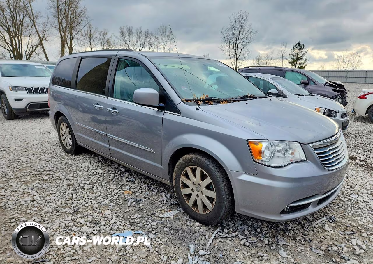 2015 Chrysler Town & Country Touring VIN:2C4RC1BG6FR664607 - 4