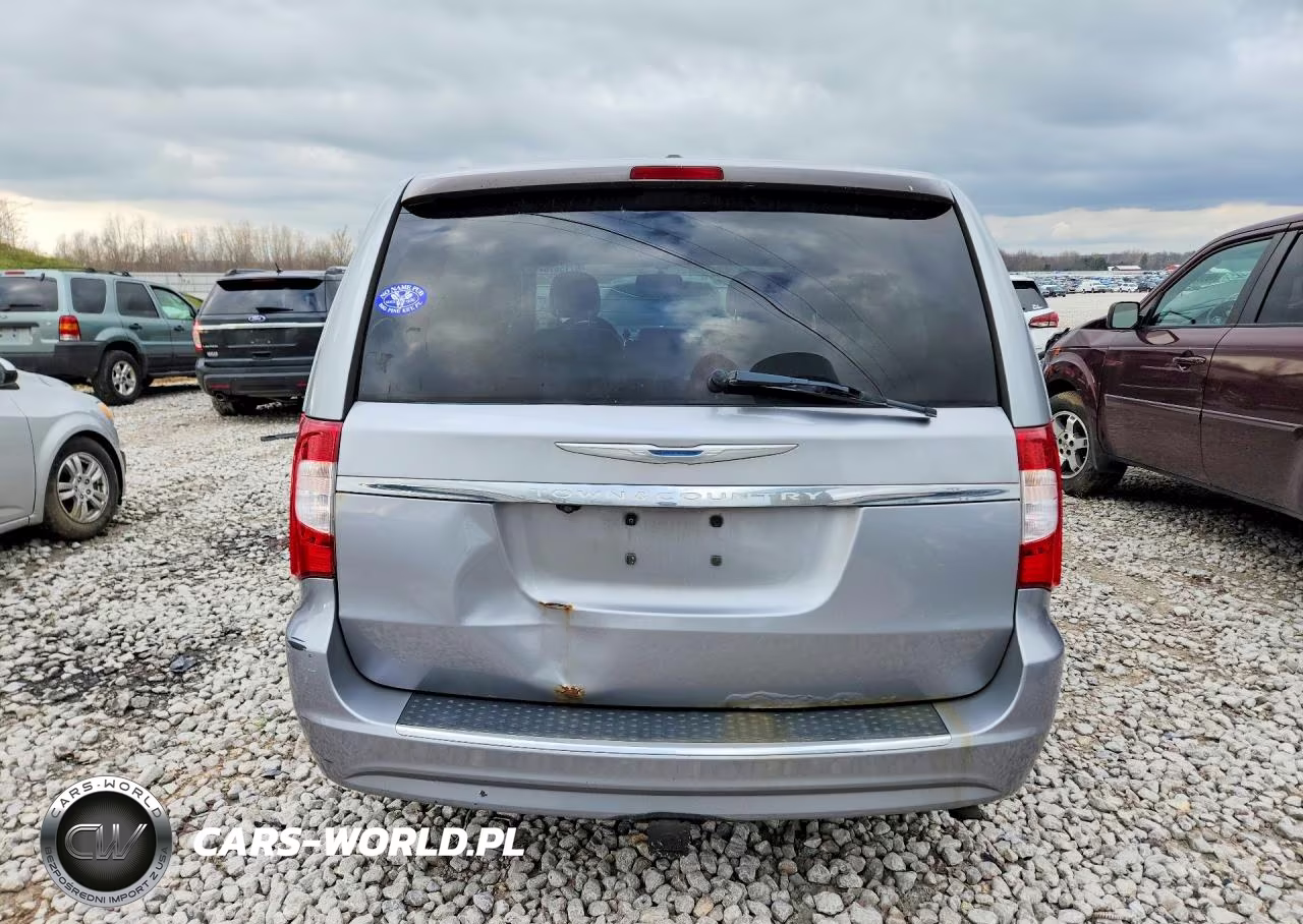 2015 Chrysler Town & Country Touring VIN:2C4RC1BG6FR664607 - 6