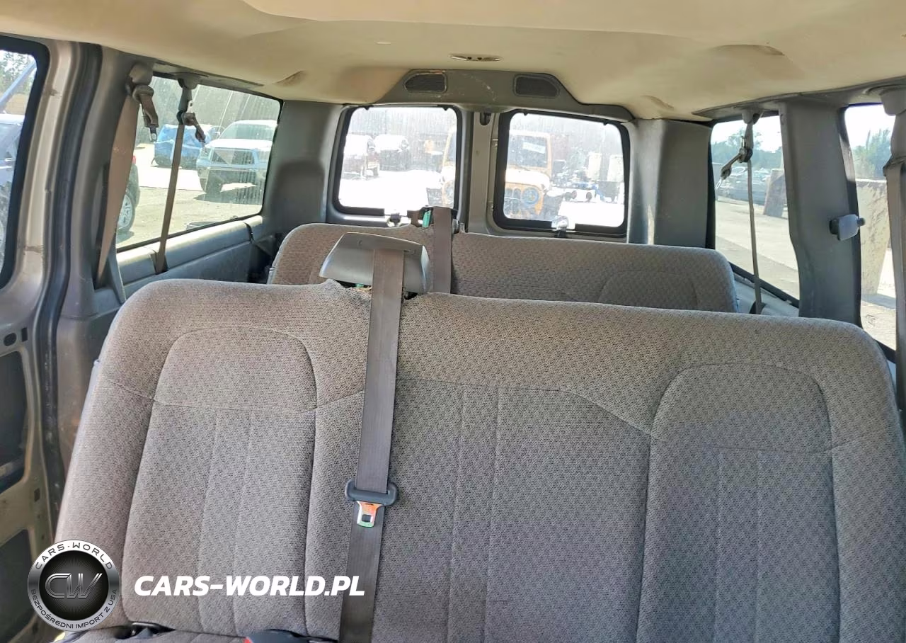 2009 Chevrolet Express G1500 VIN:1GNFG154091161616 - 10