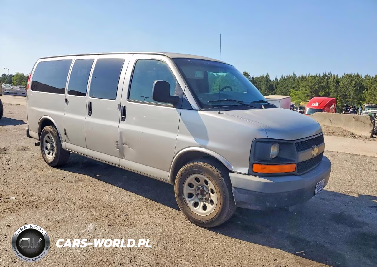 2009 Chevrolet Express G1500 VIN:1GNFG154091161616 - 4