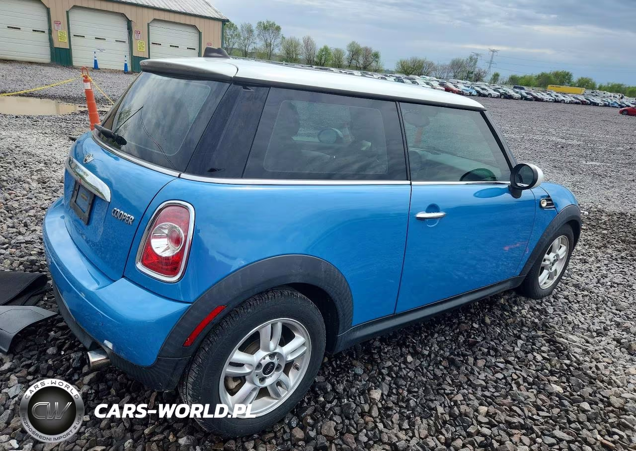 2013 Mini Cooper VIN:WMWSU3C58DT685288 - 3
