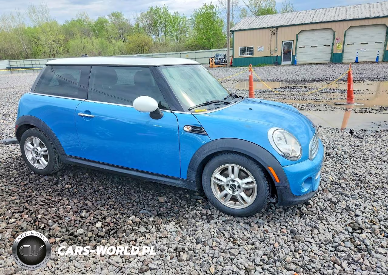 2013 Mini Cooper VIN:WMWSU3C58DT685288 - 4