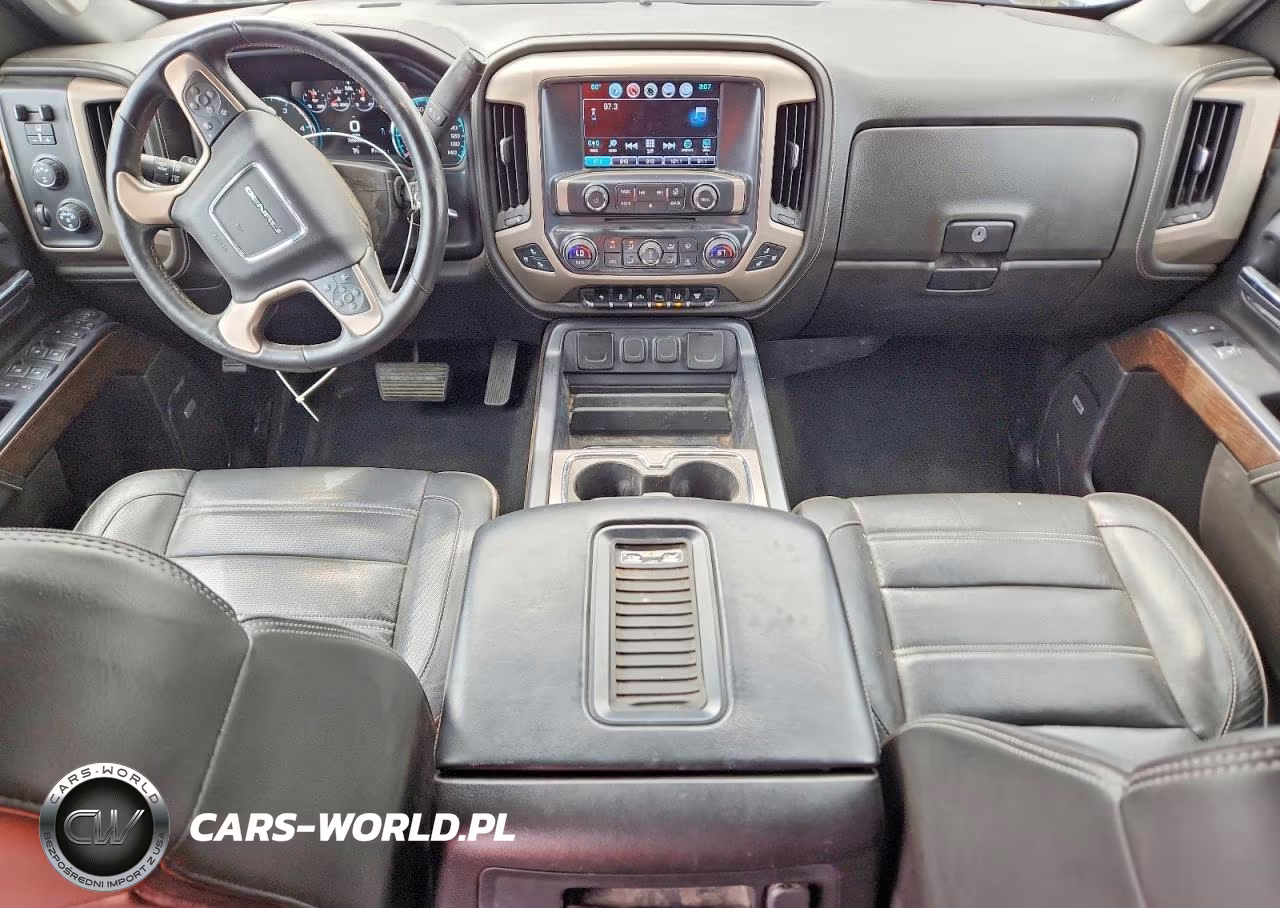 2018 GMC Sierra K3500 Denali VIN:1GT42YEY1JF103788 - 8