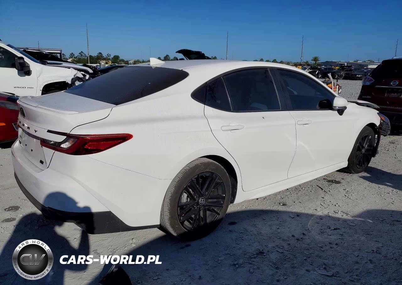 2026 Toyota Camry Se VIN:4T1DAACK0TU663529 - 3