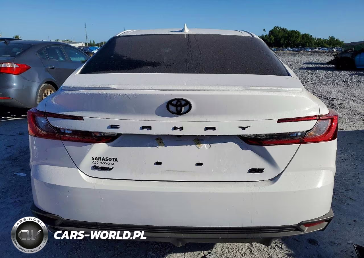 2026 Toyota Camry Se VIN:4T1DAACK0TU663529 - 6