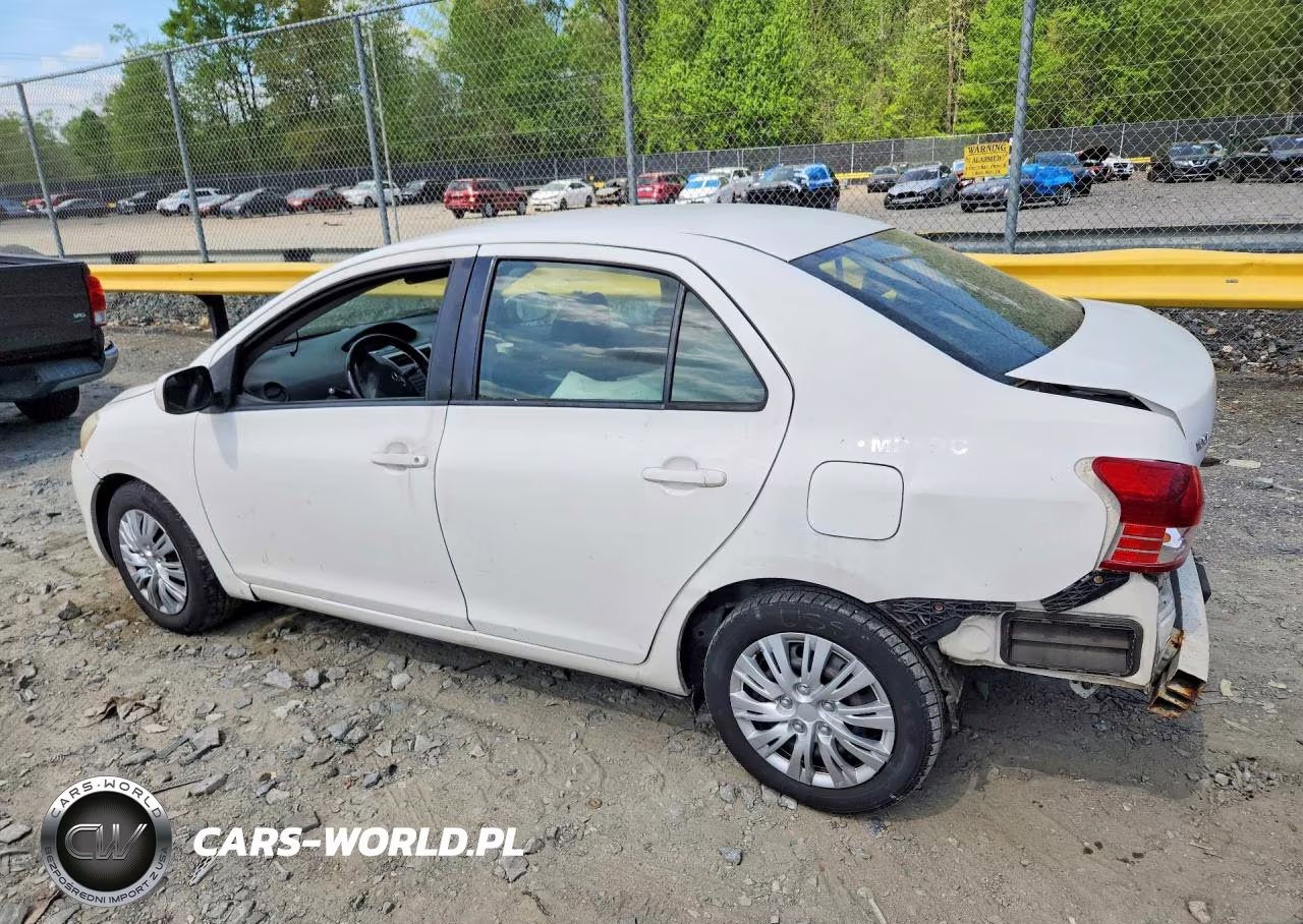 2010 Toyota Yaris Base VIN:JTDBT4K38A4074145 - 2