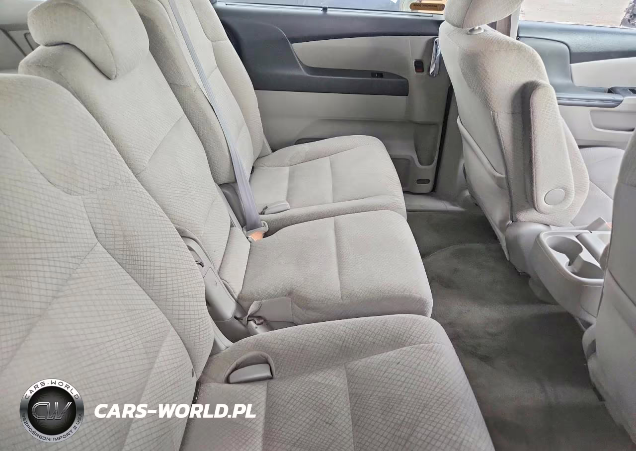 2016 Honda Odyssey Se VIN:5FNRL5H37GB043269 - 11