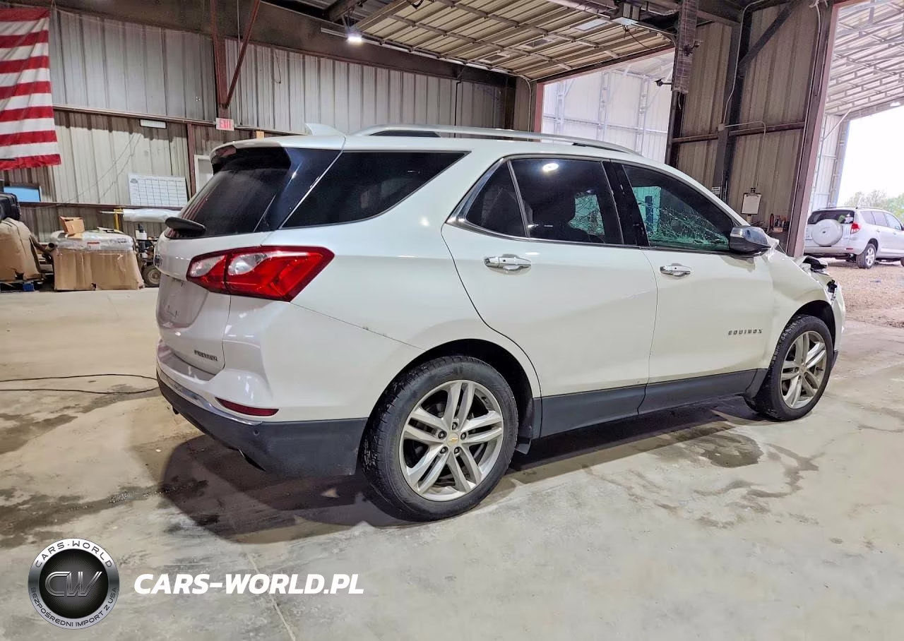 2019 Chevrolet Equinox Premier VIN:2GNAXPEX5K6255842 - 3
