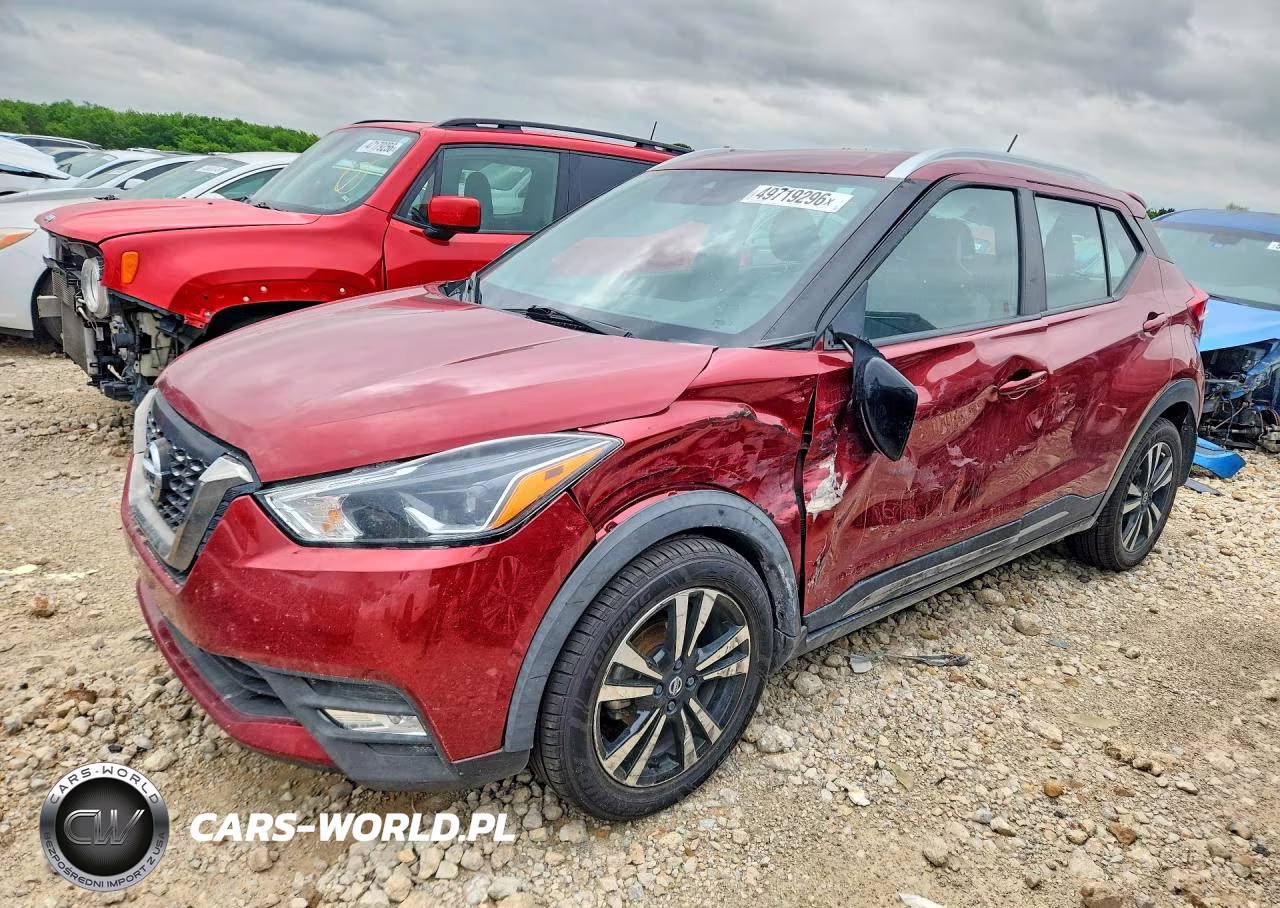 2020 Nissan Kicks Sr