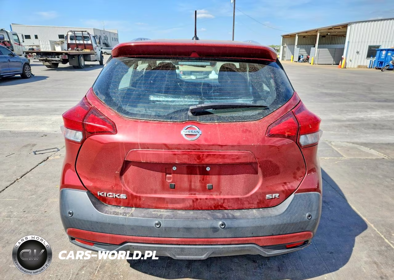 2020 Nissan Kicks Sr VIN:3N1CP5DV3LL561783 - 6