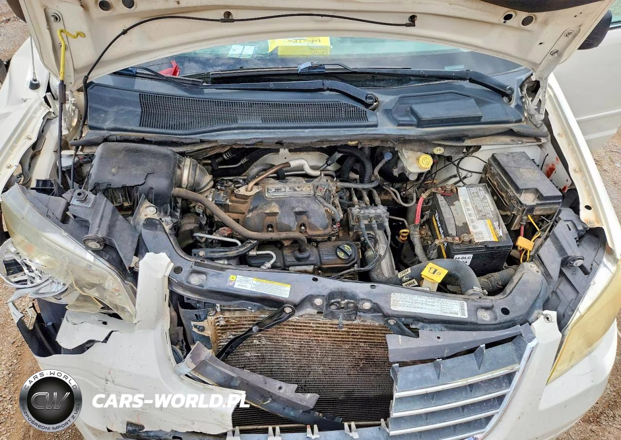 2009 Chrysler Town & Country Lx VIN:2A8HR44E89R637459 - 12