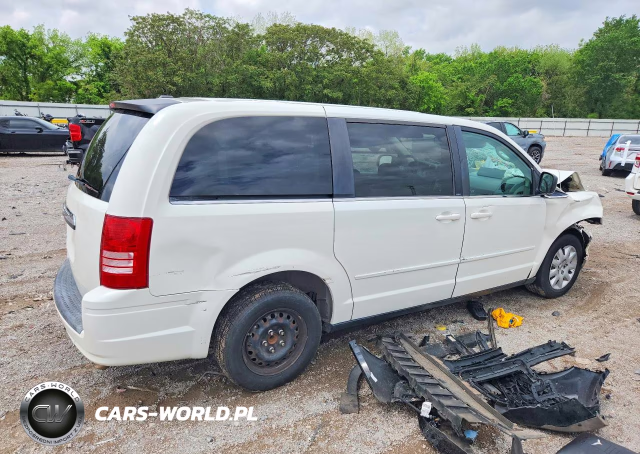 2009 Chrysler Town & Country Lx VIN:2A8HR44E89R637459 - 3