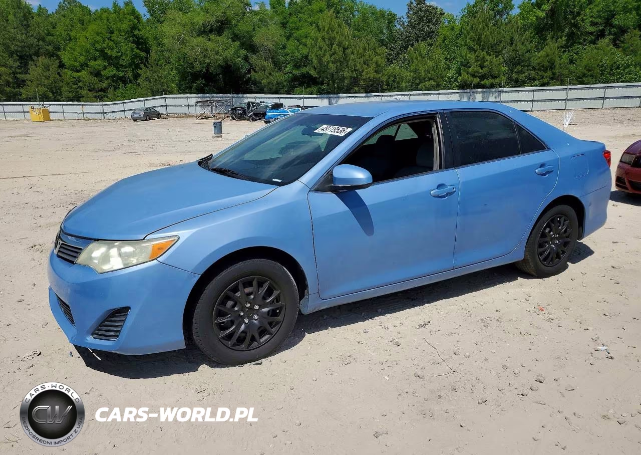 2012 Toyota Camry L – zdjęcie 1 z 12