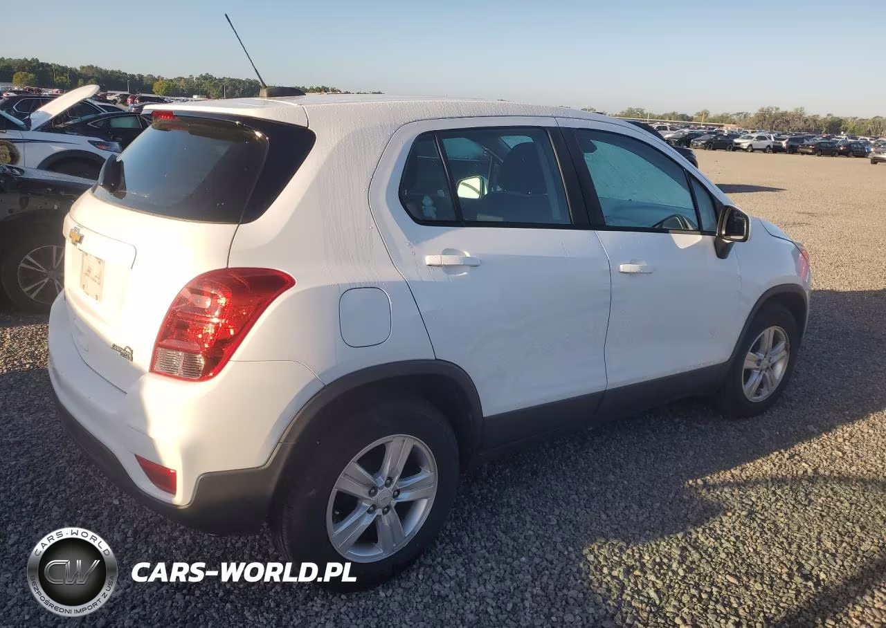 2020 Chevrolet Trax Ls VIN:KL7CJKSBXLB314474 - 3