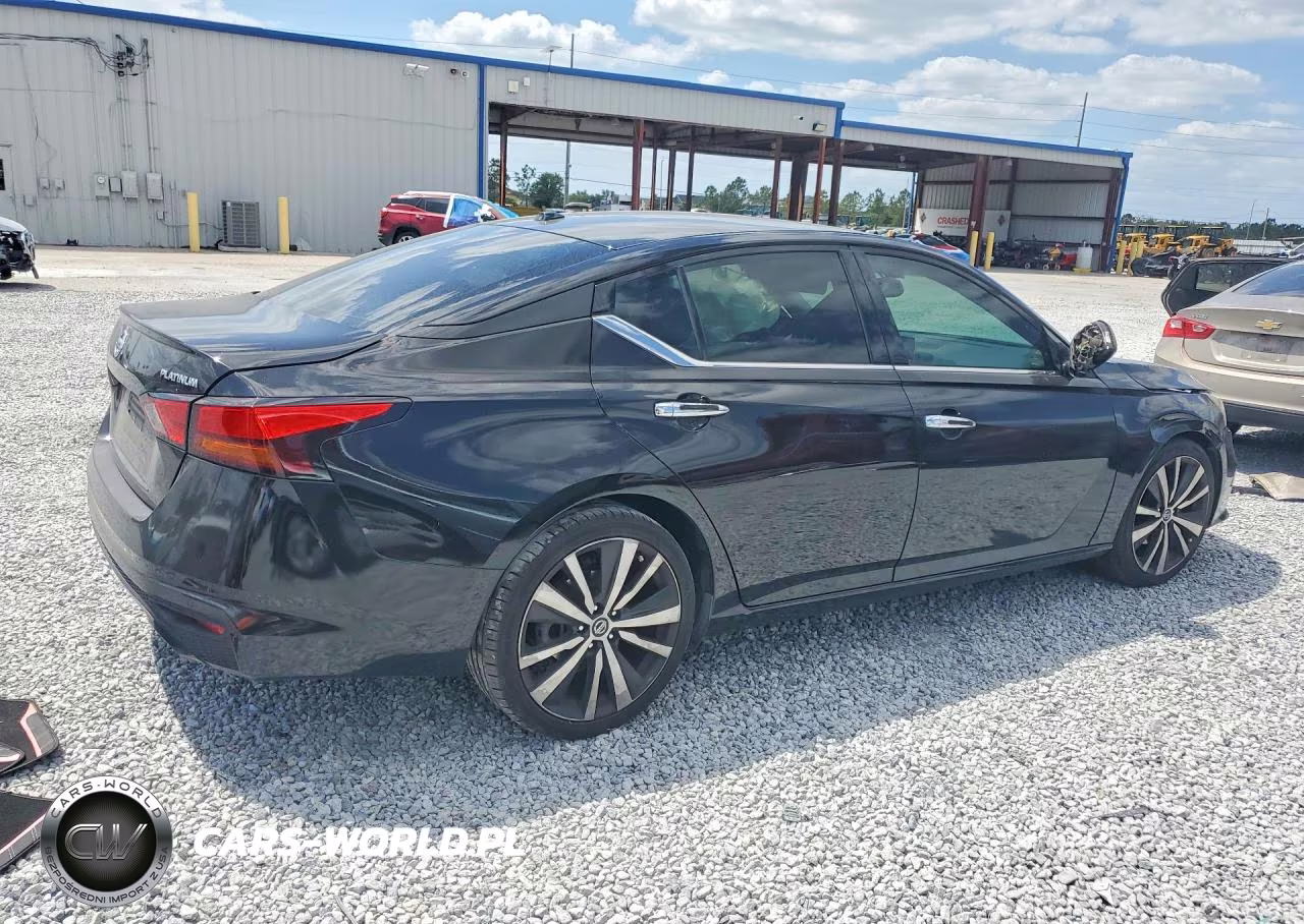 2019 Nissan Altima Platinum VIN:1N4BL4FV2KC105866 - 3