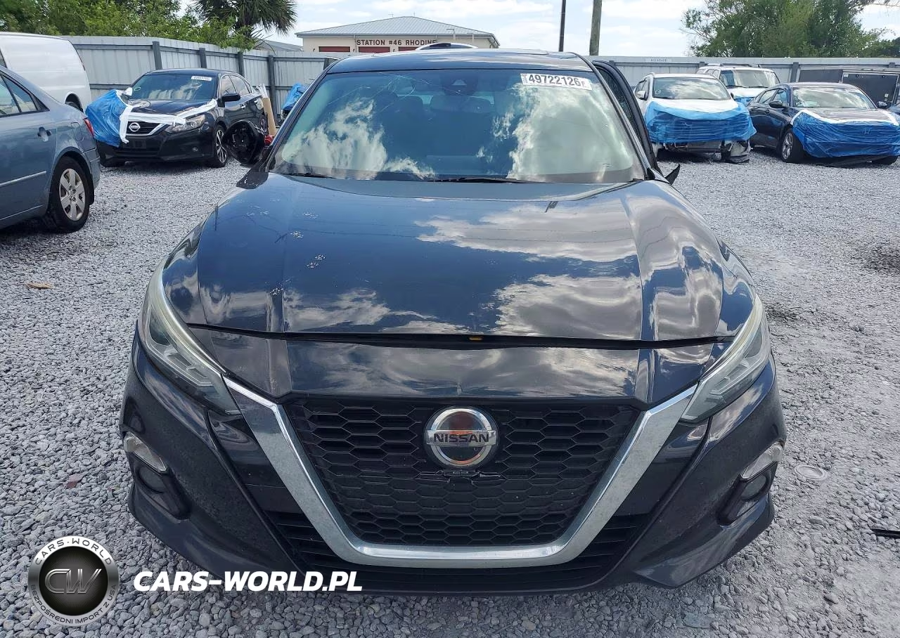 2019 Nissan Altima Platinum VIN:1N4BL4FV2KC105866 - 5