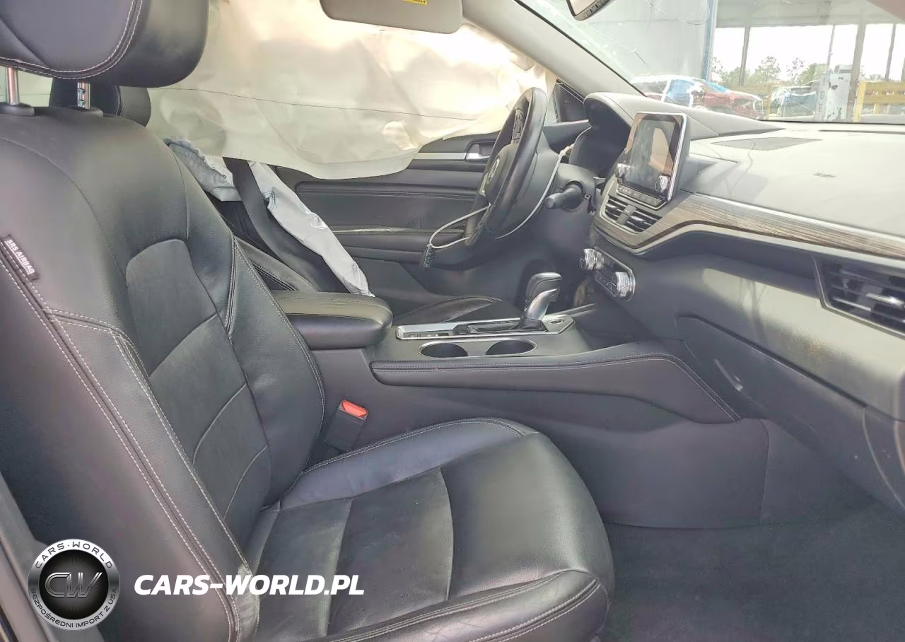 2019 Nissan Altima Platinum VIN:1N4BL4FV2KC105866 - 7