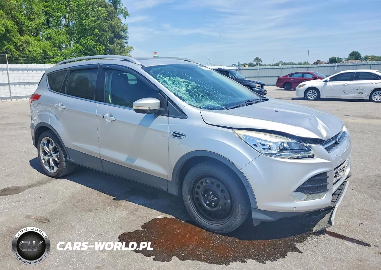 2015 Ford Escape Titanium VIN:1FMCU9J95FUC33159 - 4