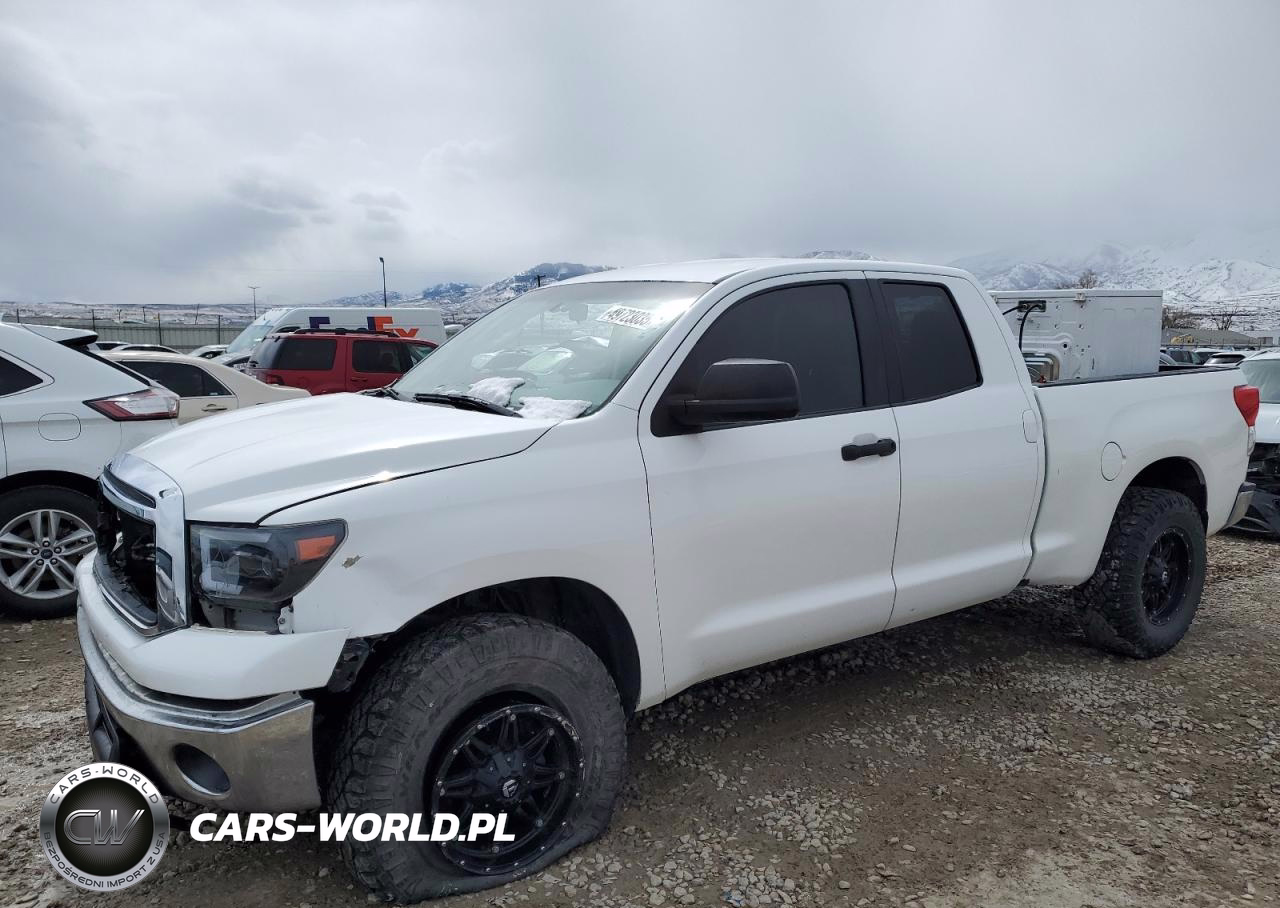 2013 Toyota Tundra Double Cab Sr5