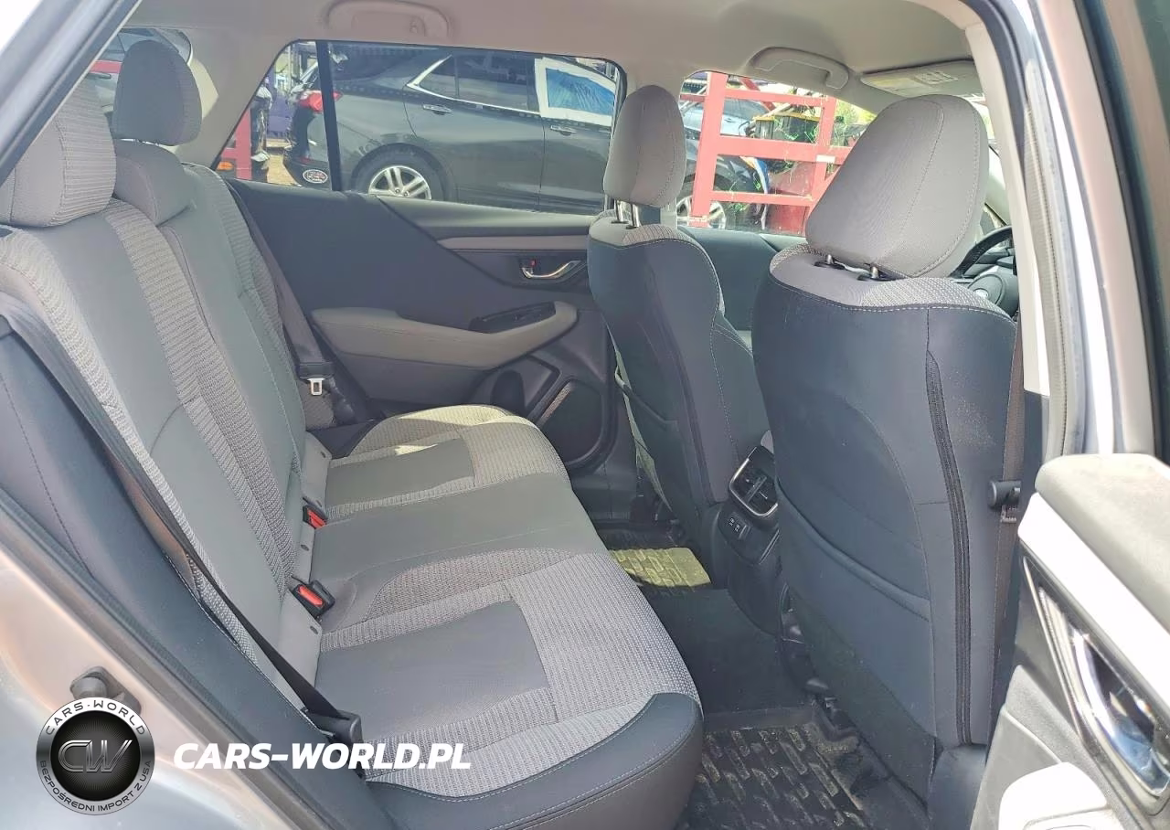 2022 Subaru Outback Premium VIN:4S4BTACC7N3110749 - 10